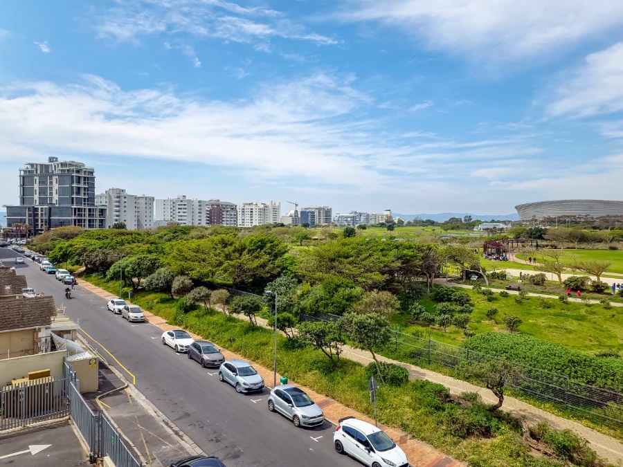 1 Bedroom Property for Sale in Mouille Point Western Cape